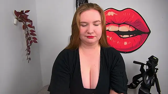 Snapshot of LaraDream chatting on 06-03-26, 02:55 LaraDream online show from 06-03-26, 02:55