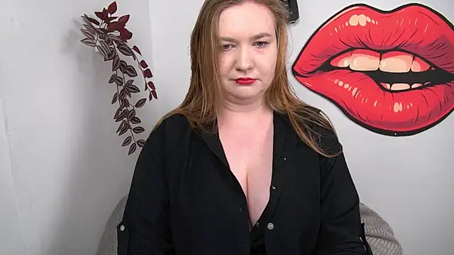 LaraDream online show from 02-16-26, 03:54