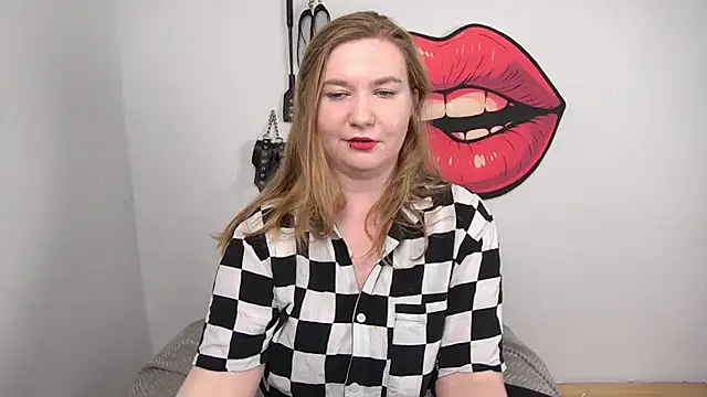 LaraDream online show from 11-07-25, 02:54