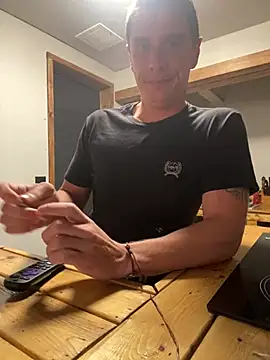 DillPie online show from 05-26-26, 02:48