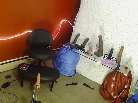 PartyPawgGirl420 online show from 01-13-26, 02:59