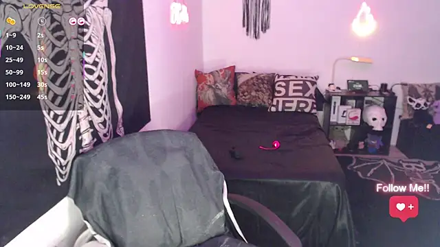 Snapshot of soyelcarlitos_ chatting on 05-16-26, 05:06 soyelcarlitos online show from 05-16-26, 05:06
