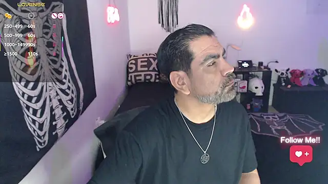 Snapshot of soyelcarlitos_ chatting on 05-30-26, 03:57 soyelcarlitos online show from 05-30-26, 03:57
