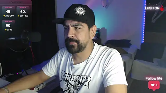 soyelcarlitos  online show from 09-16-25, 03:18