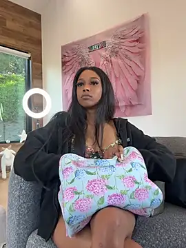 mismialove online show from 02-25-26, 12:00