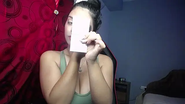 susan smith18 online show from 12-22-25, 01:55