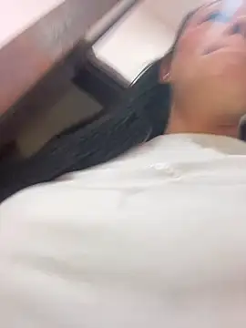 sofia xxx02 online show from 04-17-26, 11:57