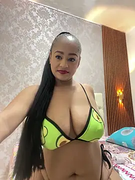 Snapshot of sofia_xxx02 chatting on 03-20-25, 12:22 sofia xxx02 online show from 03-20-25, 12:22
