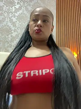 Snapshot of sofia_xxx02 chatting on 03-19-25, 06:23 sofia xxx02 online show from 03-19-25, 06:23