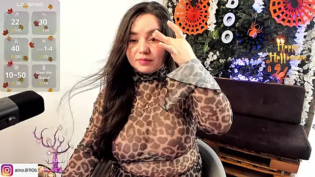 ainohacarter 89 online show from 10-26-25, 08:31