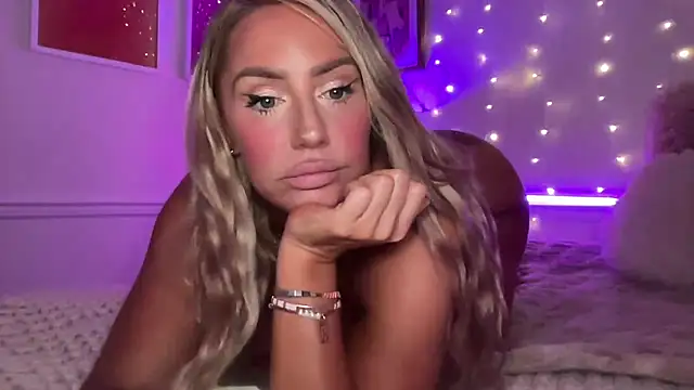 Fitnessbabe69 online show from 07-11-26, 09:20