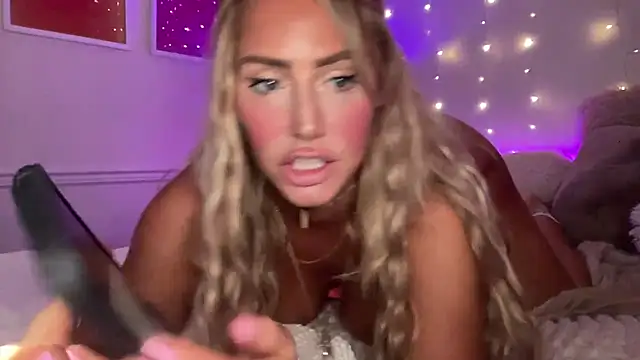 Fitnessbabe69 online show from 07-18-26, 08:23
