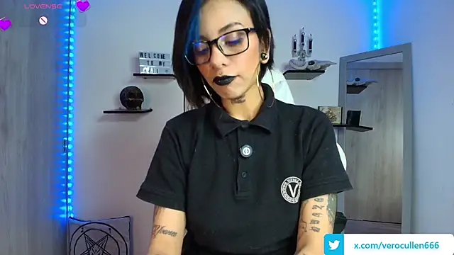 luci fer devil online show from 03-24-26, 12:43