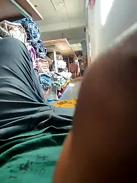 Kolkata   Boy online show from 12-16-24, 09:14