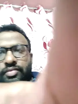 Sammy6432 online show from 10-29-25, 01:43