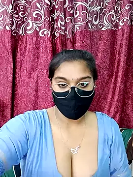 Snapshot of Jasmine_jaaan chatting on 04-29-26, 04:27 Jasmine jaaan online show from 04-29-26, 04:27