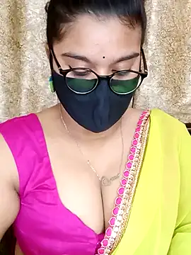 Snapshot of Jasmine_jaaan chatting on 03-12-25, 11:32 Jasmine jaaan online show from 03-12-25, 11:32