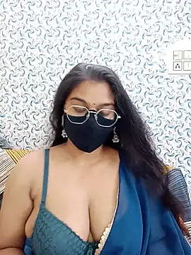 Snapshot of Jasmine_jaaan chatting on 07-15-26, 04:52 Jasmine jaaan online show from 07-15-26, 04:52